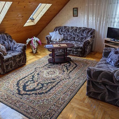Guest House Nika - Cottages And Rooms In The Heart Of Palanga City Center Exterior photo