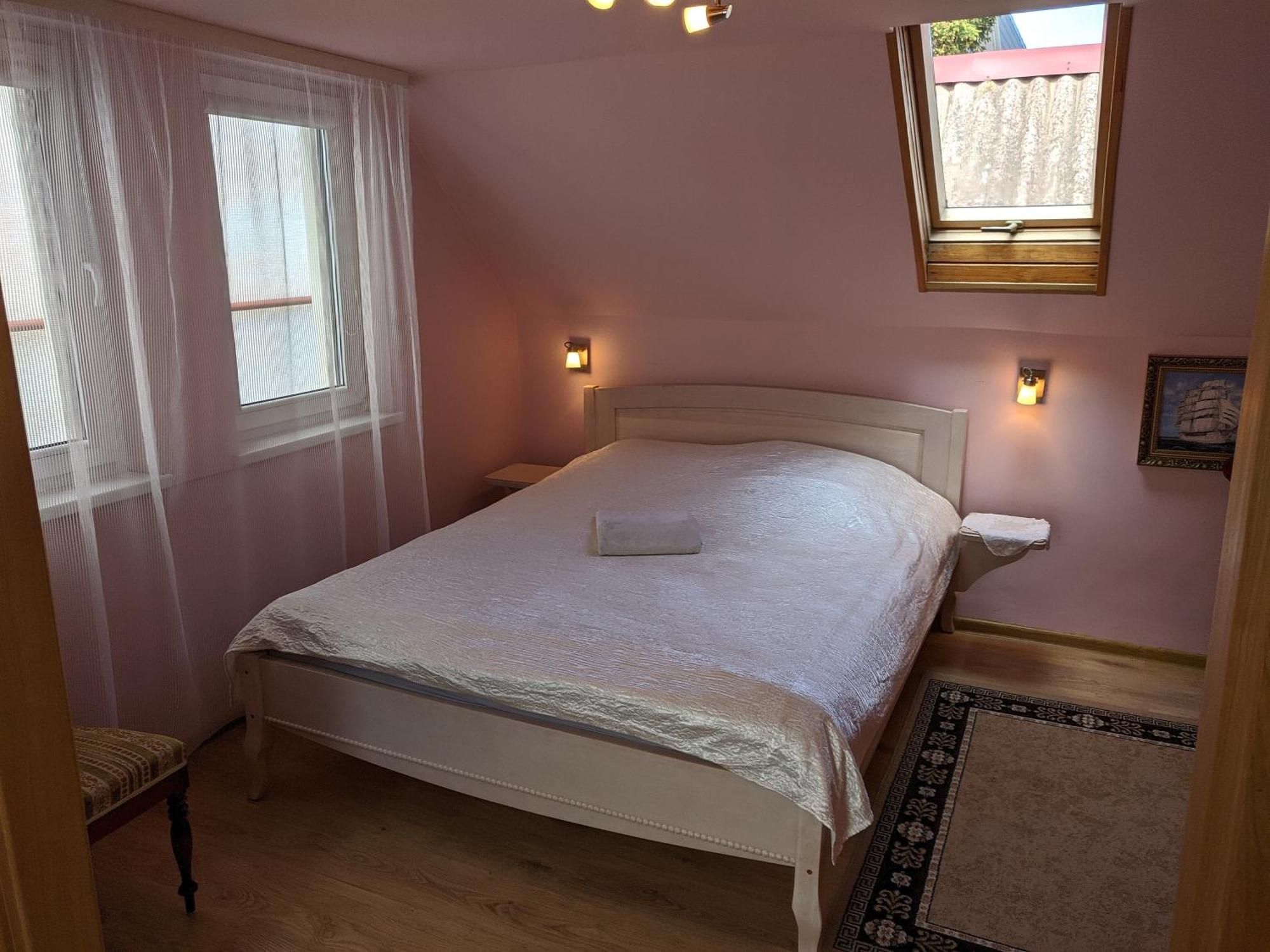 Guest House Nika - Cottages And Rooms In The Heart Of Palanga City Center Exterior photo