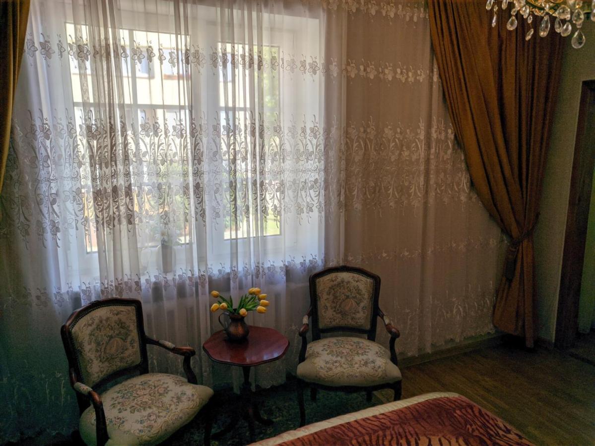 Guest House Nika - Cottages And Rooms In The Heart Of Palanga City Center Exterior photo